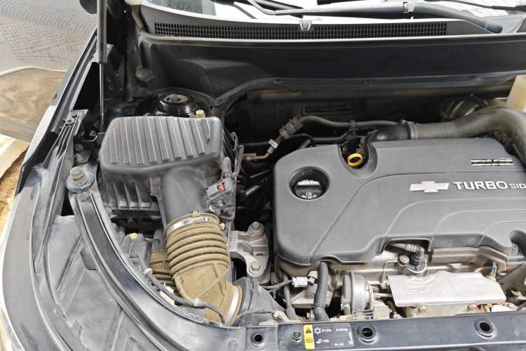 Used Chevrolet Equinox 2019 535T Automatic Chijie Edition China VI Engine Bay Right
