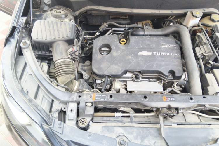Used Chevrolet Equinox 2019 535T Automatic Chijie Edition China VI Engine Bay Right