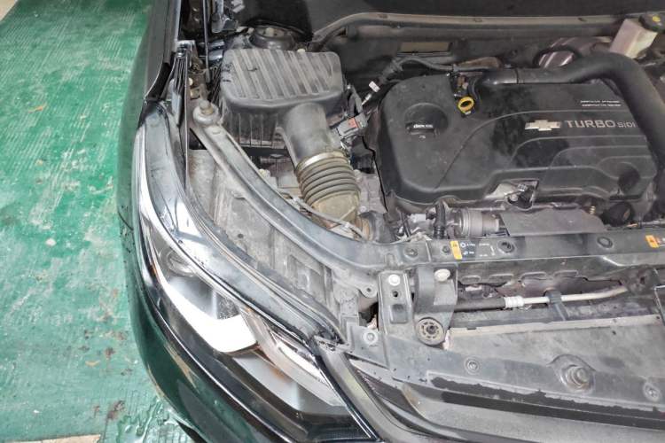 Used Chevrolet Equinox 2019 535T Automatic YuJie Edition China V Standard Engine Bay Right