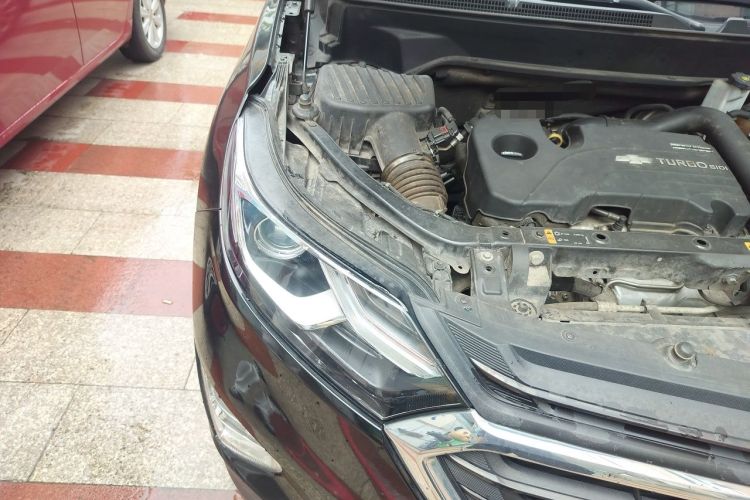 Used Chevrolet Equinox 2019 535T Automatic Chijie Edition China V Standard Engine Bay Right