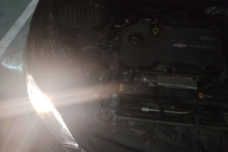 Used Chevrolet Equinox 2019 535T Automatic Chijie Edition China VI Engine Bay Right