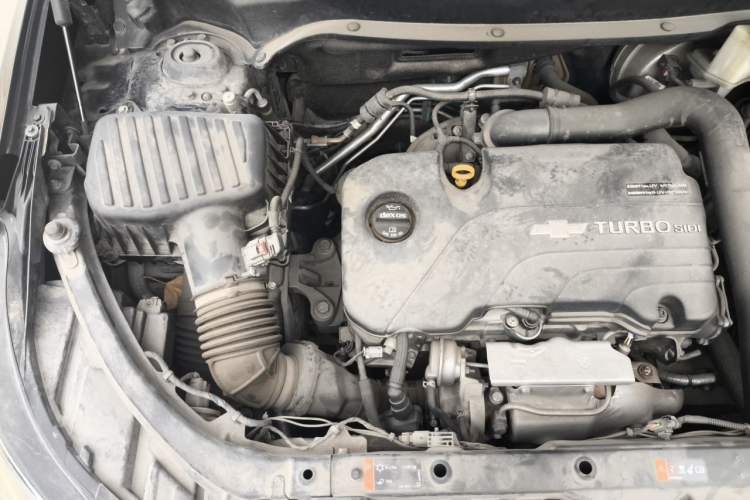 Used Chevrolet Equinox 2019 535T Automatic Chijie Edition China VI Engine Bay Right