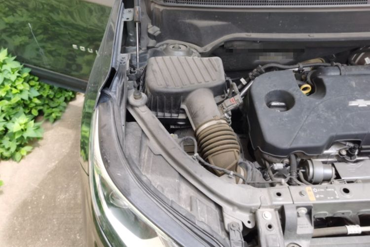 Used Chevrolet Equinox 2019 535T Automatic YuJie Edition China V Standard Engine Bay Right