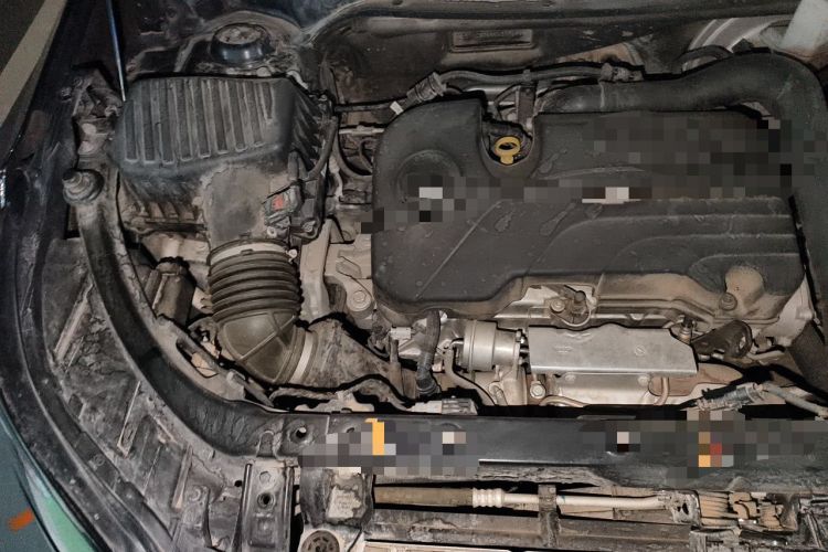 Used Chevrolet Equinox 2019 535T Automatic YuJie Edition China V Standard Engine Bay Right