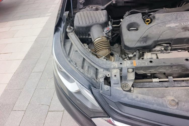 Used Chevrolet Equinox 2019 535T Automatic YuJie Edition China V Standard Engine Bay Right