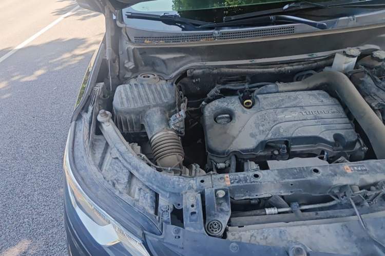 Used Chevrolet Equinox 2019 535T Automatic YuJie Edition China VI Engine Bay Right
