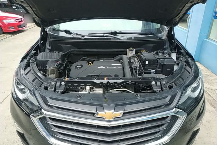 Used Chevrolet Equinox 2019 535T Automatic YuJie Edition China VI Engine Bay
