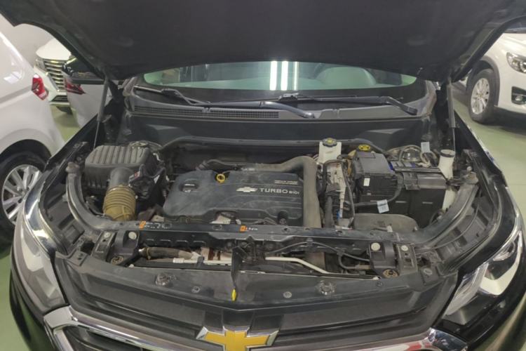 Used Chevrolet Equinox 2019 535T Automatic Chijie Edition China VI Engine Bay