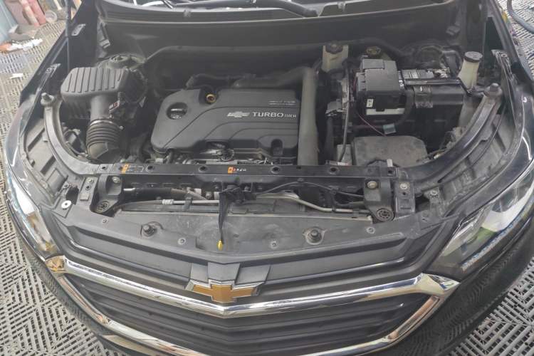 Used Chevrolet Equinox 2019 535T Automatic Lingjie Edition China VI Standard Engine Bay