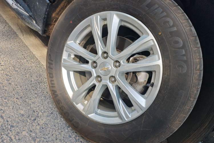 Used Chevrolet Equinox 2019 535T Automatic YuJie Edition China VI Exterior 1