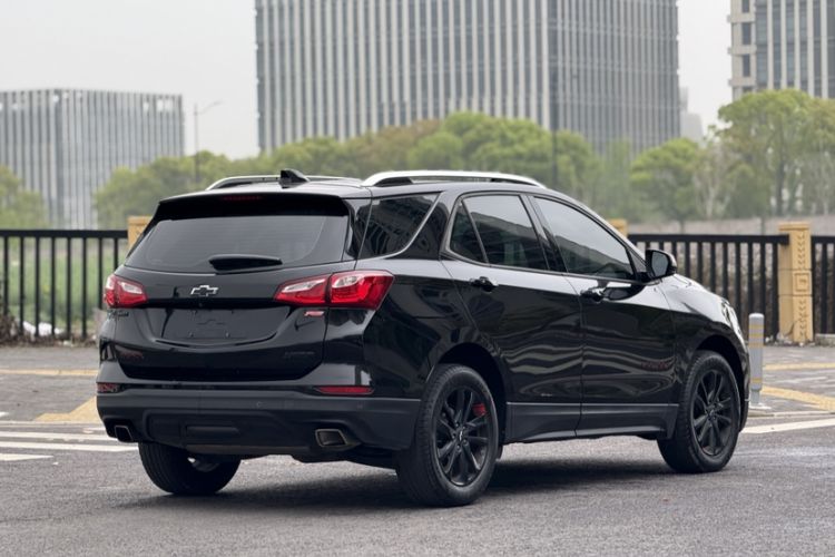 Used Chevrolet Equinox 2019 Redline 550T Automatic All-Wheel-Drive RS Model China VI Standard Exterior 1