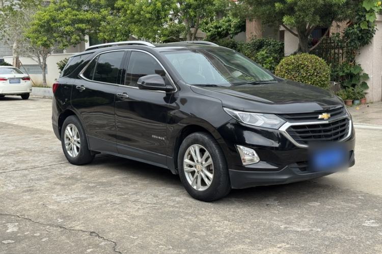Used Chevrolet Equinox 2019 535T Automatic YuJie Edition China VI Exterior 3