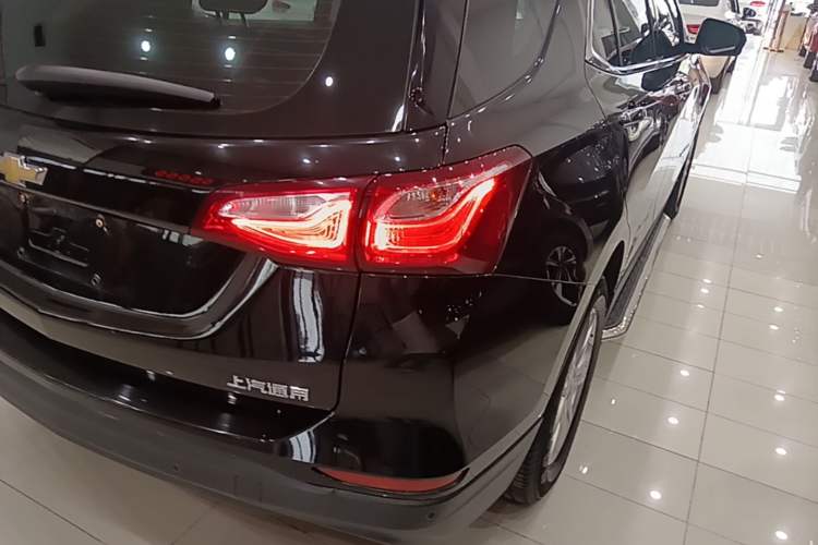 Used Chevrolet Equinox 2019 535T Automatic YuJie Edition China V Standard Exterior 3