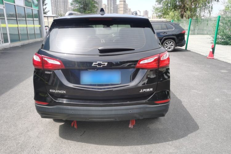 Used Chevrolet Equinox 2019 535T Automatic YuJie Edition China VI Exterior 4