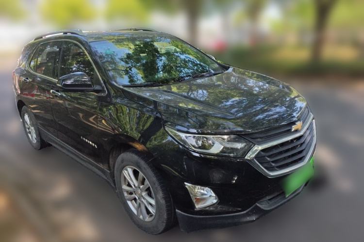 Used Chevrolet Equinox 2019 535T Automatic YuJie Edition China VI Front Right 45 Deg