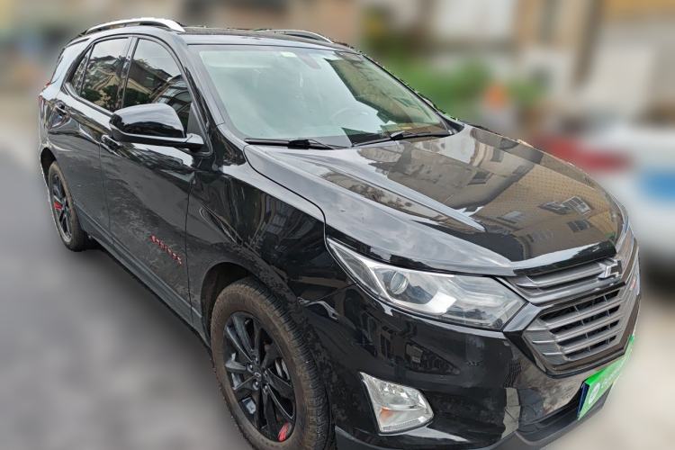 Used Chevrolet Equinox 2019 Redline 550T Automatic All-Wheel-Drive RS Model China VI Standard Front Right 45 Deg