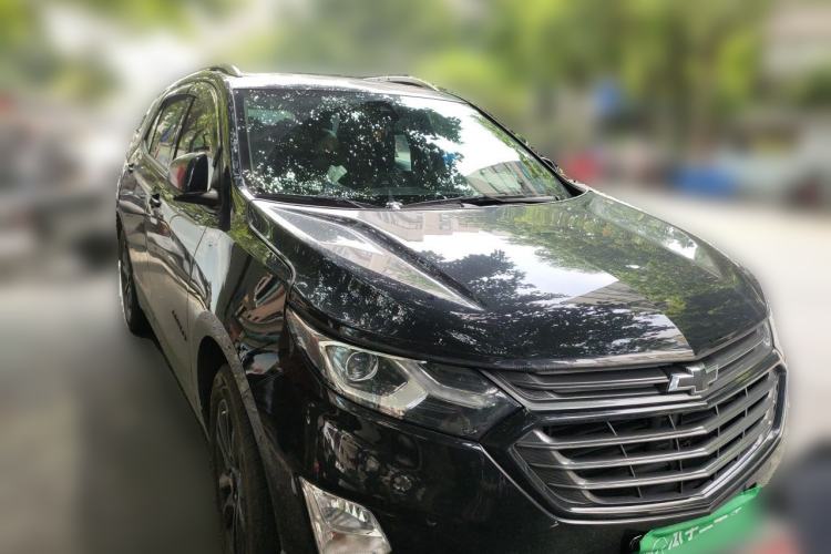 Used Chevrolet Equinox 2019 Redline 550T Automatic All-Wheel-Drive Trailblazer RS China VI Standard Front Right 45 Deg