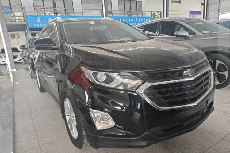 Used Chevrolet Equinox 2019 535T Automatic YuJie Edition China V Standard Front Right 45 Deg