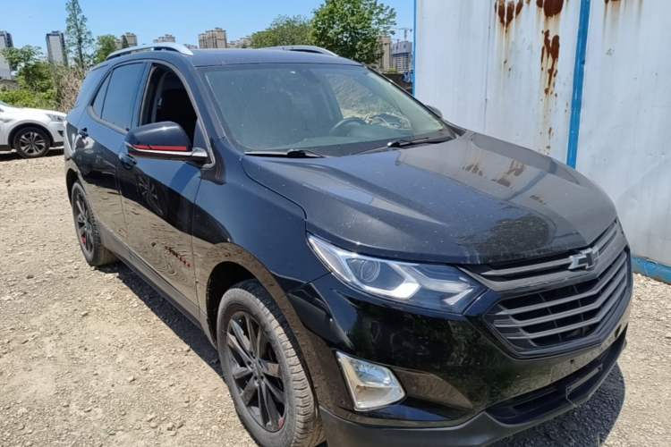 Used Chevrolet Equinox 2019 Redline 550T Automatic All-Wheel-Drive RS Model China VI Standard Front Right 45 Deg