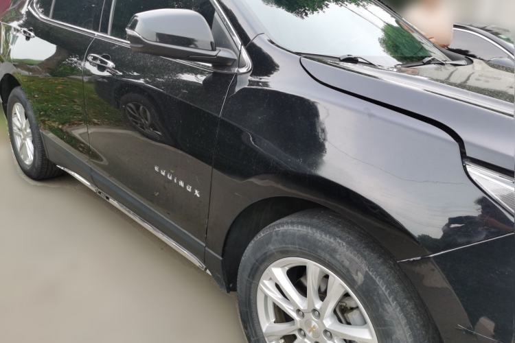 Used Chevrolet Equinox 2019 535T Automatic YuJie Edition China VI Front Right 45 Deg