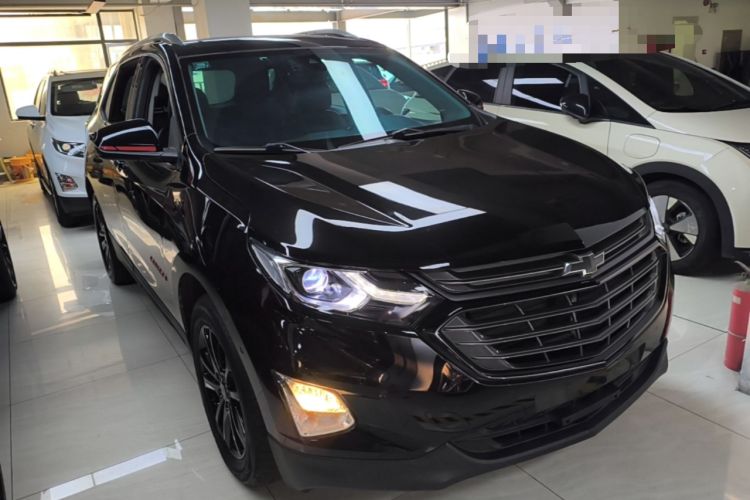 Used Chevrolet Equinox 2019 Redline 550T Automatic All-Wheel-Drive Trailblazer RS China VI Standard Front Right 45 Deg