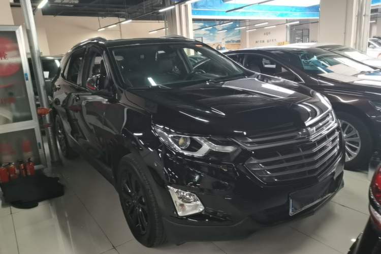Used Chevrolet Equinox 2019 Redline 550T Automatic All-Wheel-Drive RS Model China V Standard Front Right 45 Deg