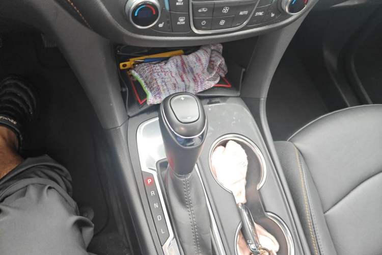Used Chevrolet Equinox 2019 535T Automatic YuJie Edition China V Standard Gear Lever