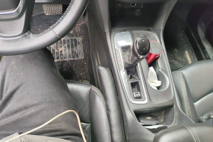 Used Chevrolet Equinox 2019 535T Automatic Chijie Edition China VI Gear Lever