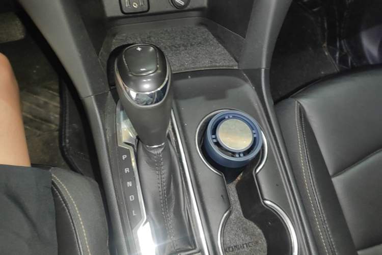 Used Chevrolet Equinox 2019 535T Automatic Chijie Edition China VI Gear Lever
