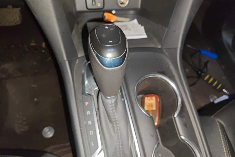 Used Chevrolet Equinox 2019 535T Automatic Chijie Edition China VI Gear Lever