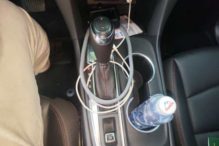 Used Chevrolet Equinox 2019 Redline 550T Automatic All-Wheel-Drive RS Model China VI Standard Gear Lever