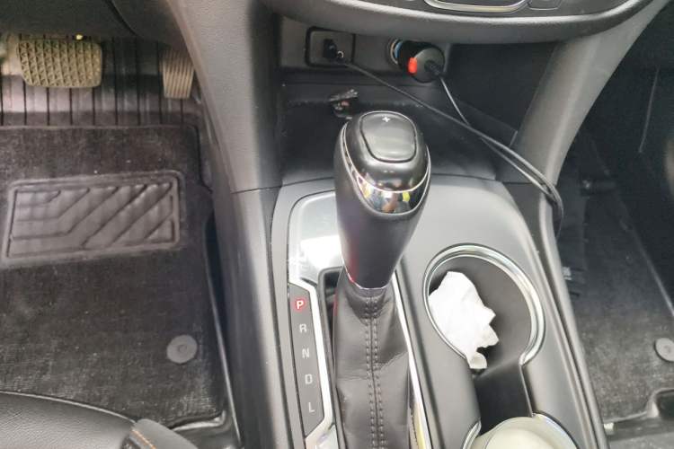 Used Chevrolet Equinox 2019 535T Automatic Chijie Edition China VI Gear Lever