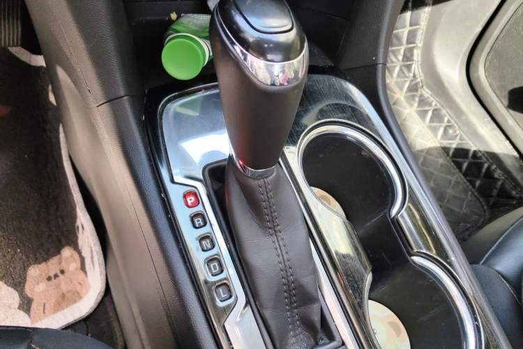 Used Chevrolet Equinox 2019 535T Automatic Chijie Edition China VI Gear Lever