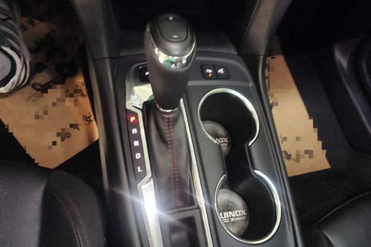 Used Chevrolet Equinox 2019 Redline 550T Automatic All-Wheel-Drive Trailblazer RS China VI Standard Gear Lever