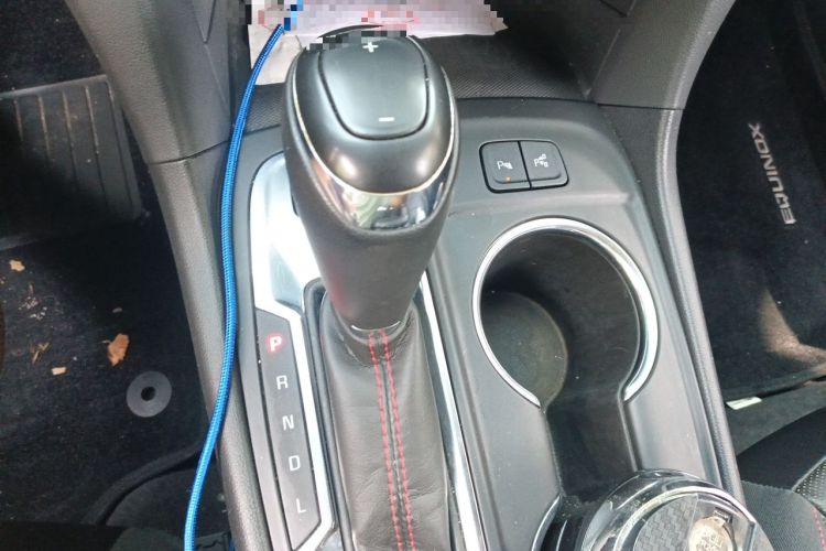 Used Chevrolet Equinox 2019 Redline 550T Automatic All-Wheel-Drive Trailblazer RS China VI Standard Gear Lever