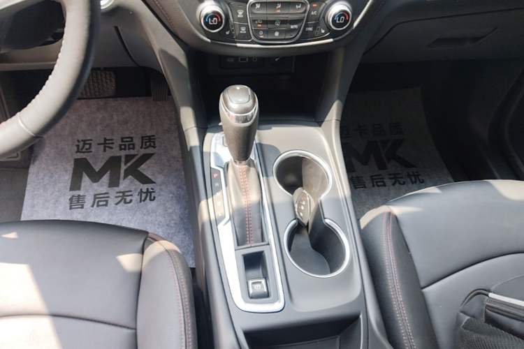 Used Chevrolet Equinox 2019 Redline 550T Automatic All-Wheel-Drive RS Model China VI Standard Gear Lever