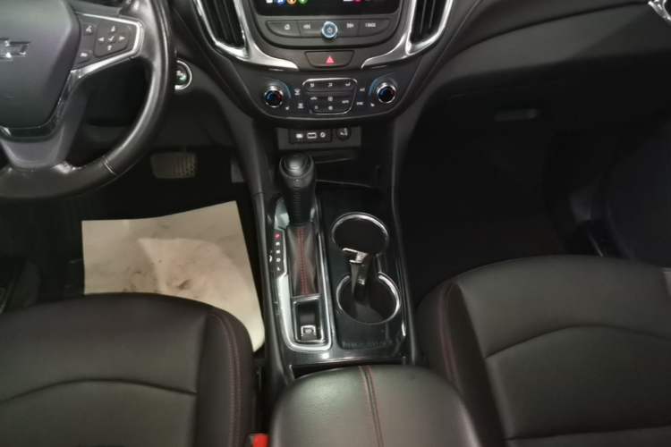 Used Chevrolet Equinox 2019 Redline 550T Automatic All-Wheel-Drive RS Model China V Standard Gear Lever