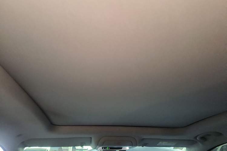 Used Chevrolet Equinox 2019 Redline 550T Automatic All-Wheel-Drive Trailblazer RS China VI Standard Headliner