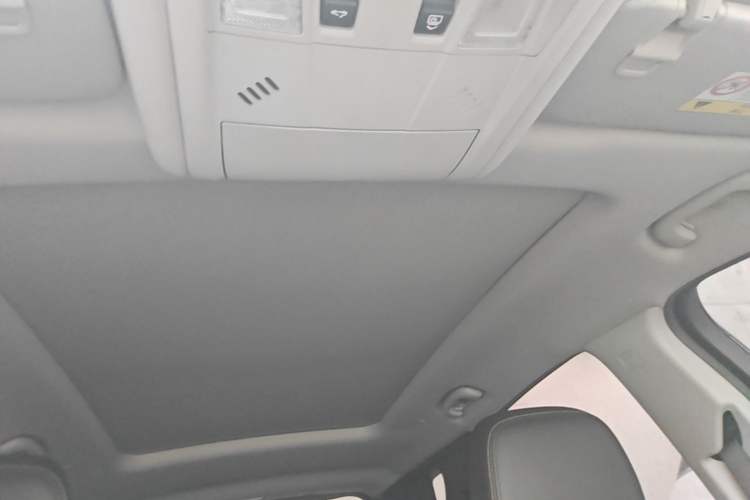 Used Chevrolet Equinox 2019 535T Automatic Chijie Edition China VI Headliner