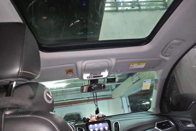 Used Chevrolet Equinox 2019 535T Automatic YuJie Edition China V Standard Headliner