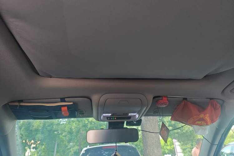 Used Chevrolet Equinox 2019 Redline 550T Automatic All-Wheel-Drive Trailblazer RS China V Standard Headliner