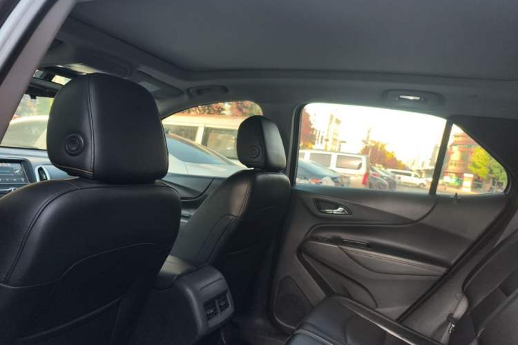 Used Chevrolet Equinox 2019 535T Automatic Chijie Edition China VI Headliner