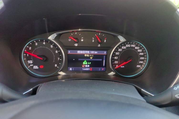 Used Chevrolet Equinox 2019 Redline 550T Automatic All-Wheel-Drive Trailblazer RS China VI Standard Instrument Cluster