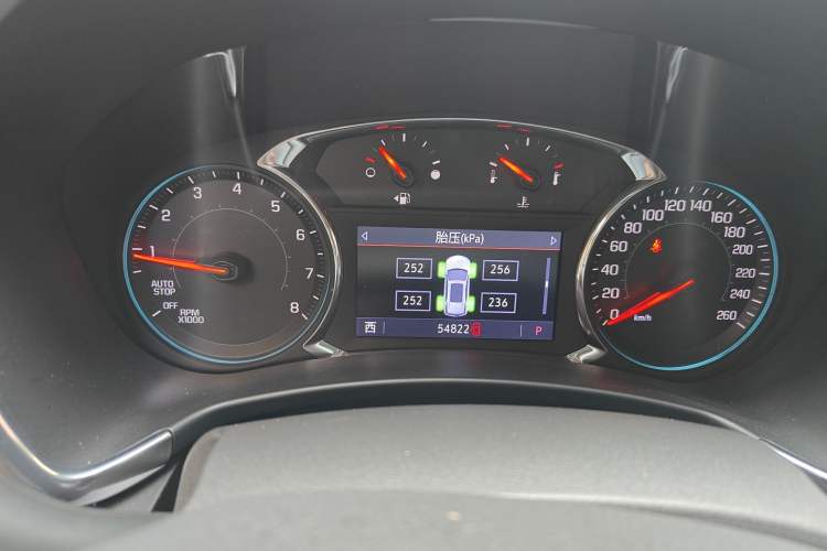 Used Chevrolet Equinox 2019 Redline 550T Automatic All-Wheel-Drive RS Model China V Standard Instrument Cluster