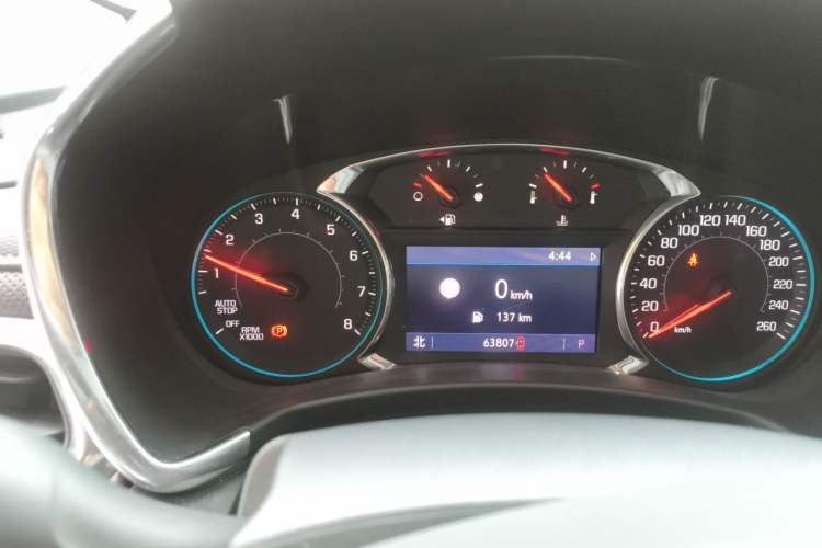 Used Chevrolet Equinox 2019 Redline 550T Automatic All-Wheel-Drive Trailblazer RS China VI Standard Instrument Cluster