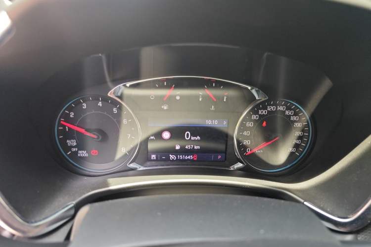 Used Chevrolet Equinox 2019 Redline 550T Automatic All-Wheel-Drive Trailblazer RS China VI Standard Instrument Cluster