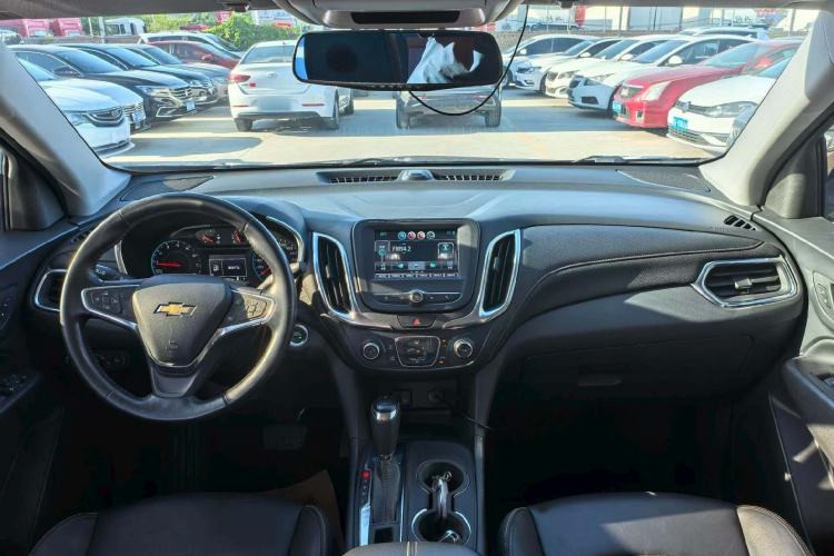 Used Chevrolet Equinox 2019 535T Automatic Chijie Edition China VI Interior 1
