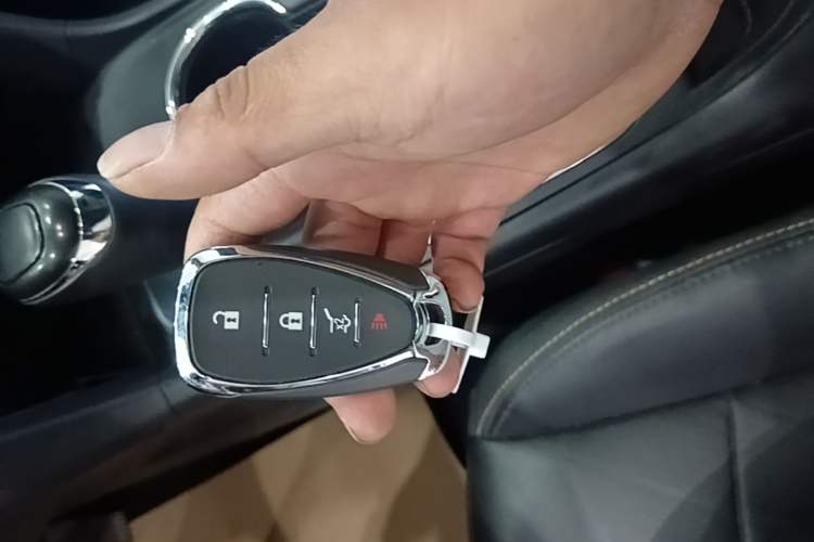 Used Chevrolet Equinox 2019 535T Automatic YuJie Edition China V Standard Interior 1
