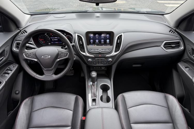 Used Chevrolet Equinox 2019 Redline 550T Automatic All-Wheel-Drive RS Model China VI Standard Interior 12