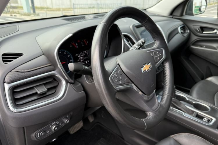 Used Chevrolet Equinox 2019 535T Automatic Chijie Edition China VI Interior 3